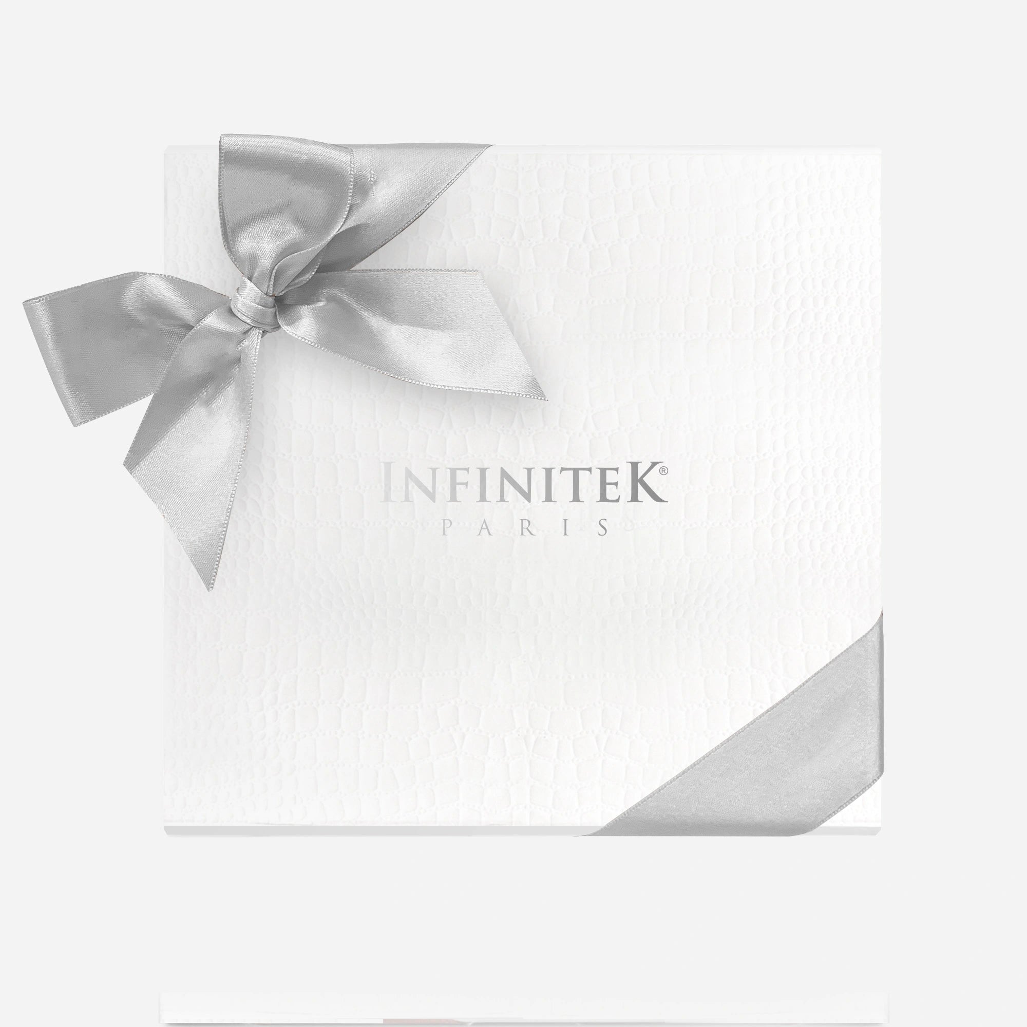 LUXURY-LINEA-BLANCA-CON-MONO-GRIS.webp